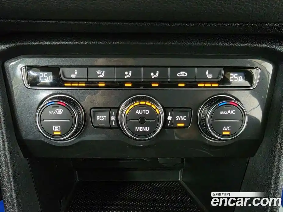 Volkswagen Tiguan 2020 2.0 Автомат в Москве № 767266, фото 13