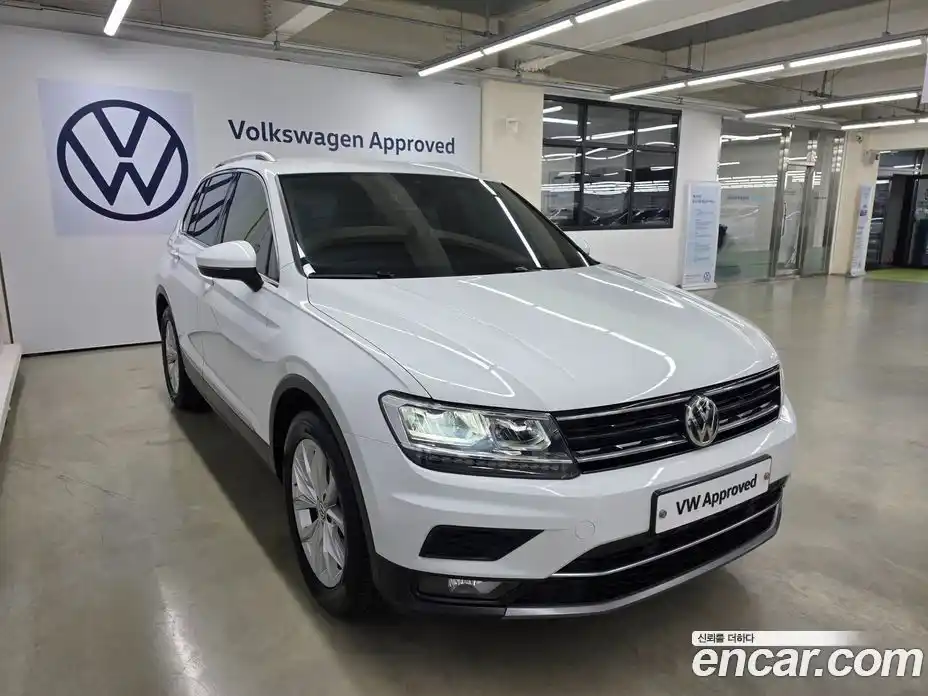 Volkswagen Tiguan 2020 2.0 Автомат в Москве № 767266, фото 16