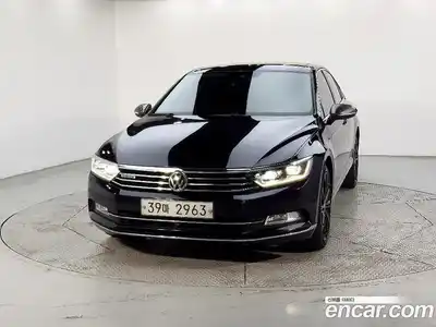 Volkswagen Passat 2018 2.0 Автомат в Москве № 767305, миниатюра 2