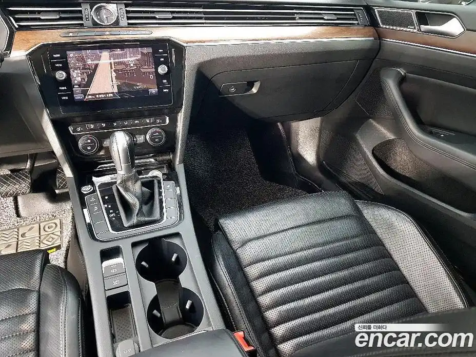 Volkswagen Passat 2018 2.0 Автомат в Москве № 767305, фото 10