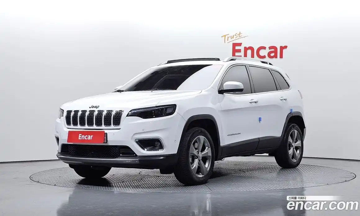 Jeep Cherokee 2020 2.4 Автомат в Москве № 767336, фото 1