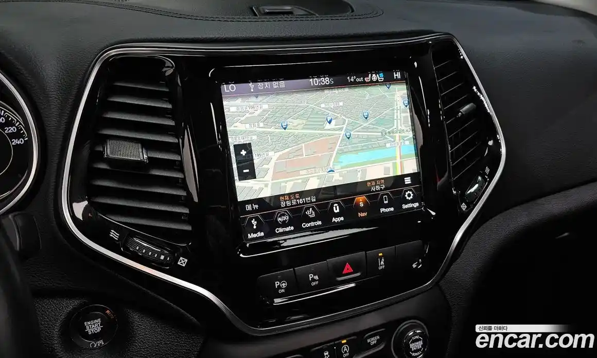 Jeep Cherokee 2020 2.4 Автомат в Москве № 767336, фото 16