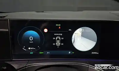 Hyundai Santa Fe 2023 1.6 Автомат в Москве № 108410, миниатюра 8