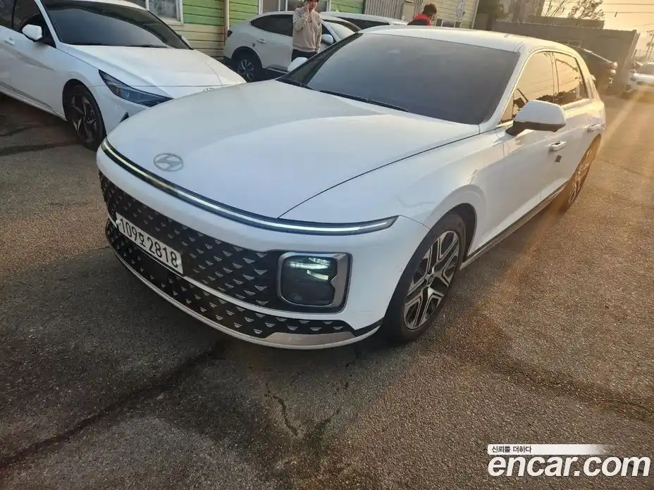 Hyundai Grandeur 2023 2.5 гидро в Москве № 109658, фото 3