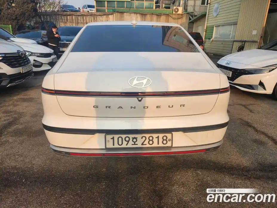Hyundai Grandeur 2023 2.5 гидро в Москве № 109658, фото 5