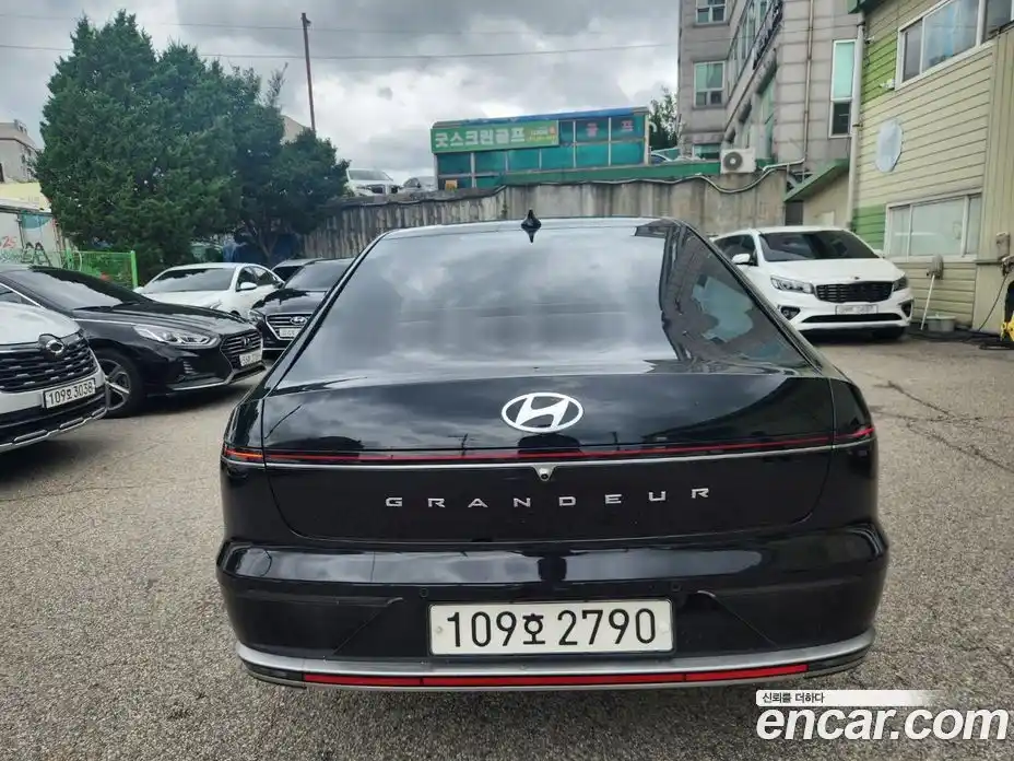 Hyundai Grandeur 2023 2.5 Автомат в Москве № 112955, фото 4