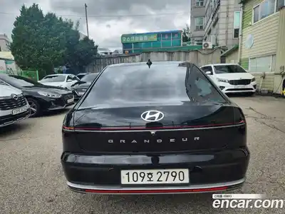 Hyundai Grandeur 2023 2.5 Автомат в Москве № 112955, миниатюра 4