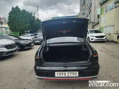 Hyundai Grandeur 2023 2.5 Автомат в Москве № 112955, миниатюра 5