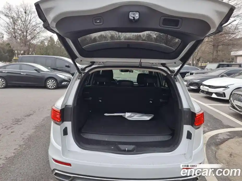 Renault QM6 2022 2.0 Автомат в Москве № 140123, фото 17