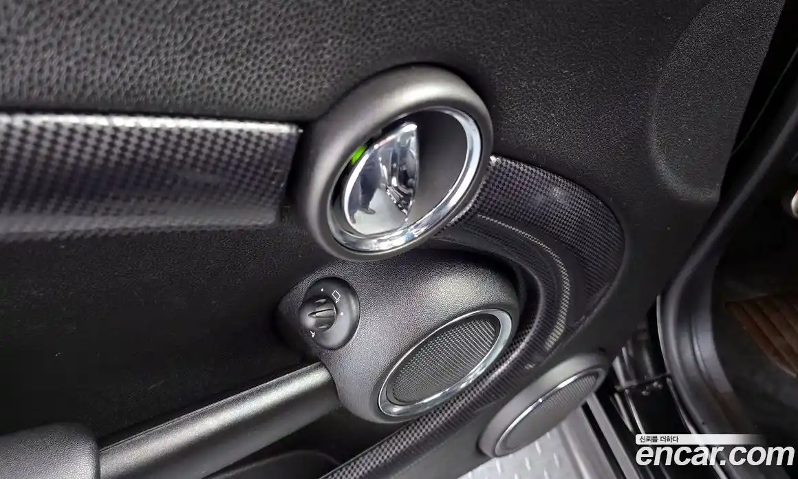 Mini Cooper 2012 1.6 Автомат в Москве № 144152, фото 17