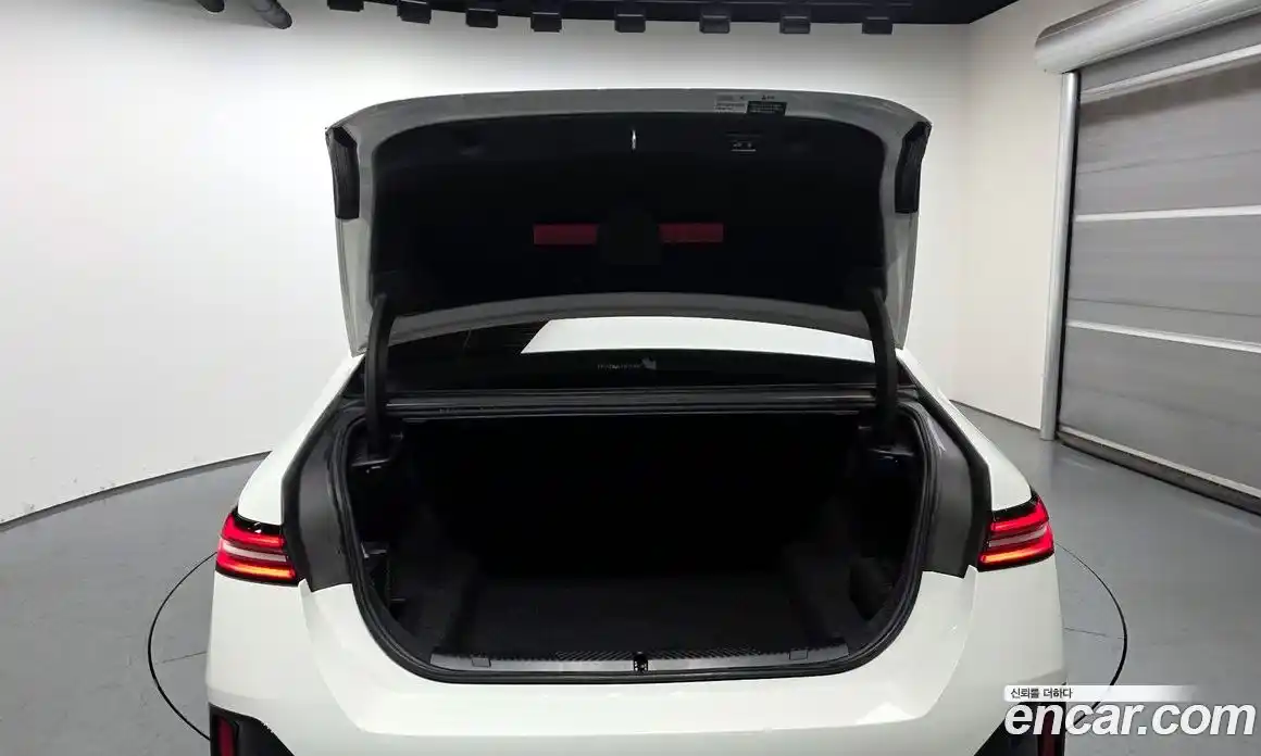 BMW 5-Series 2024 2.0 Автомат в Москве № 153724, фото 20