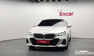 BMW 5-Series 2024 2.0 Автомат в Москве № 153724, миниатюра 3