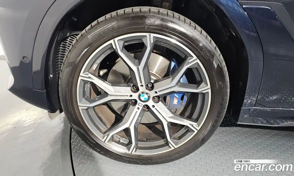 BMW X6 2023 3.0 Автомат в Москве № 157504, фото 5