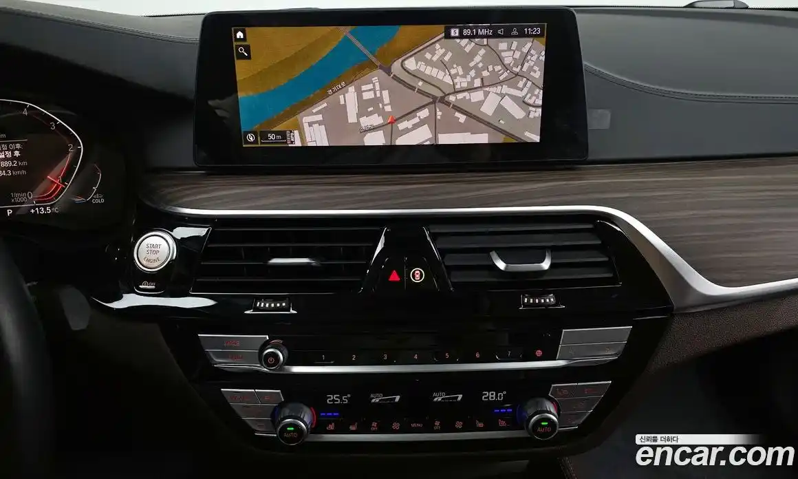 BMW 5-Series 2020 2.0 Автомат в Москве № 158458, фото 14