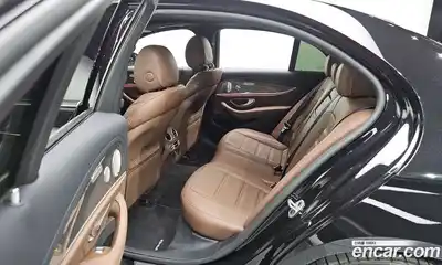 Mercedes-Benz E-Class 2021 3.0 Автомат в Москве № 179709, миниатюра 11