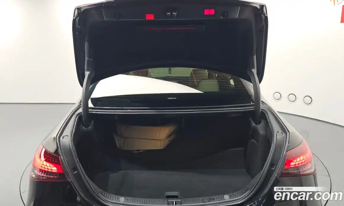 Mercedes-Benz E-Class 2021 2.0 Автомат в Москве № 194149, фото 19