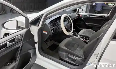 Volkswagen Golf 2016 2.0 Автомат в Москве № 199258, миниатюра 11