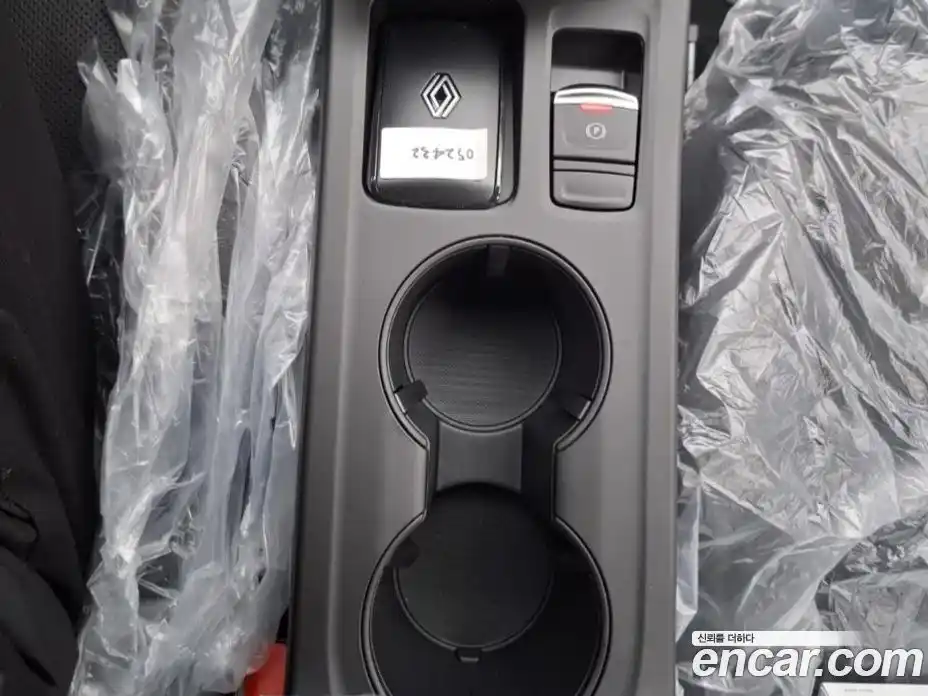 Renault Arkana 2025 1.6 Автомат в Москве № 204467, фото 8