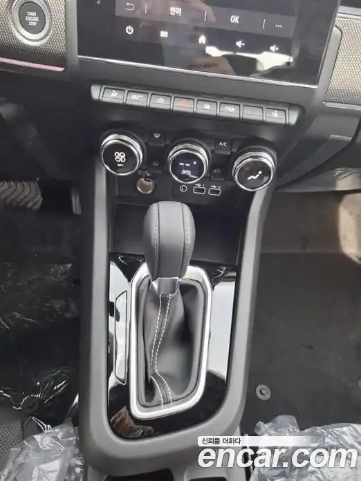 Renault Arkana 2025 1.6 Автомат в Москве № 204467, фото 9