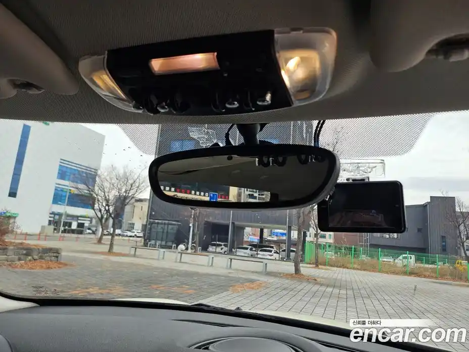 Mini Cooper 2017 1.5 Автомат в Москве № 214428, фото 15