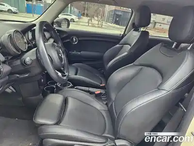 Mini Cooper 2017 1.5 Автомат в Москве № 214428, миниатюра 10