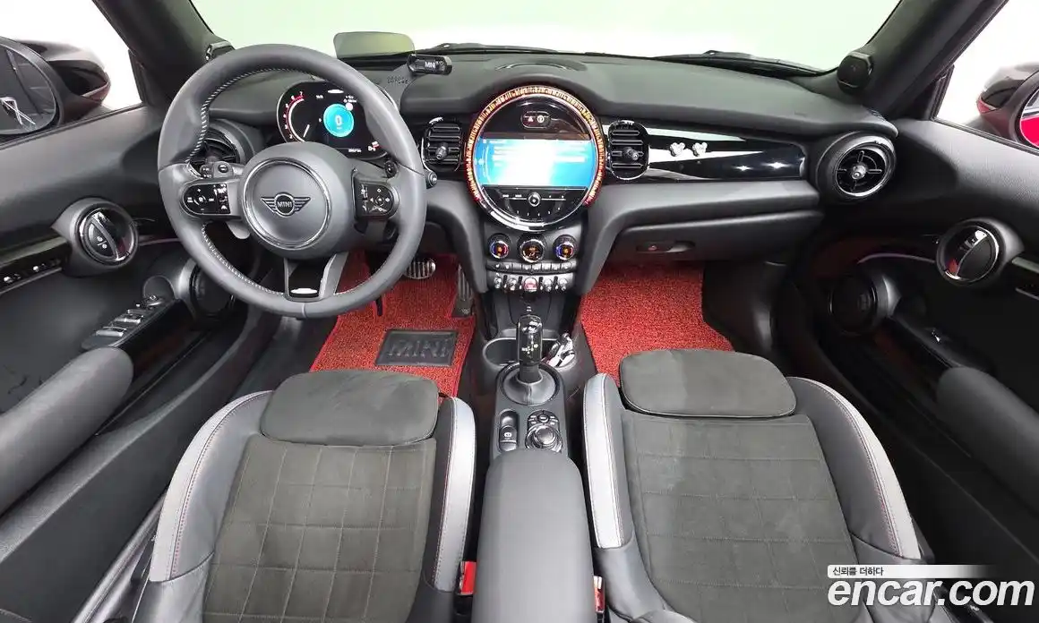 Mini Cooper Convertible 2023 2.0 Автомат в Москве № 220012, фото 7