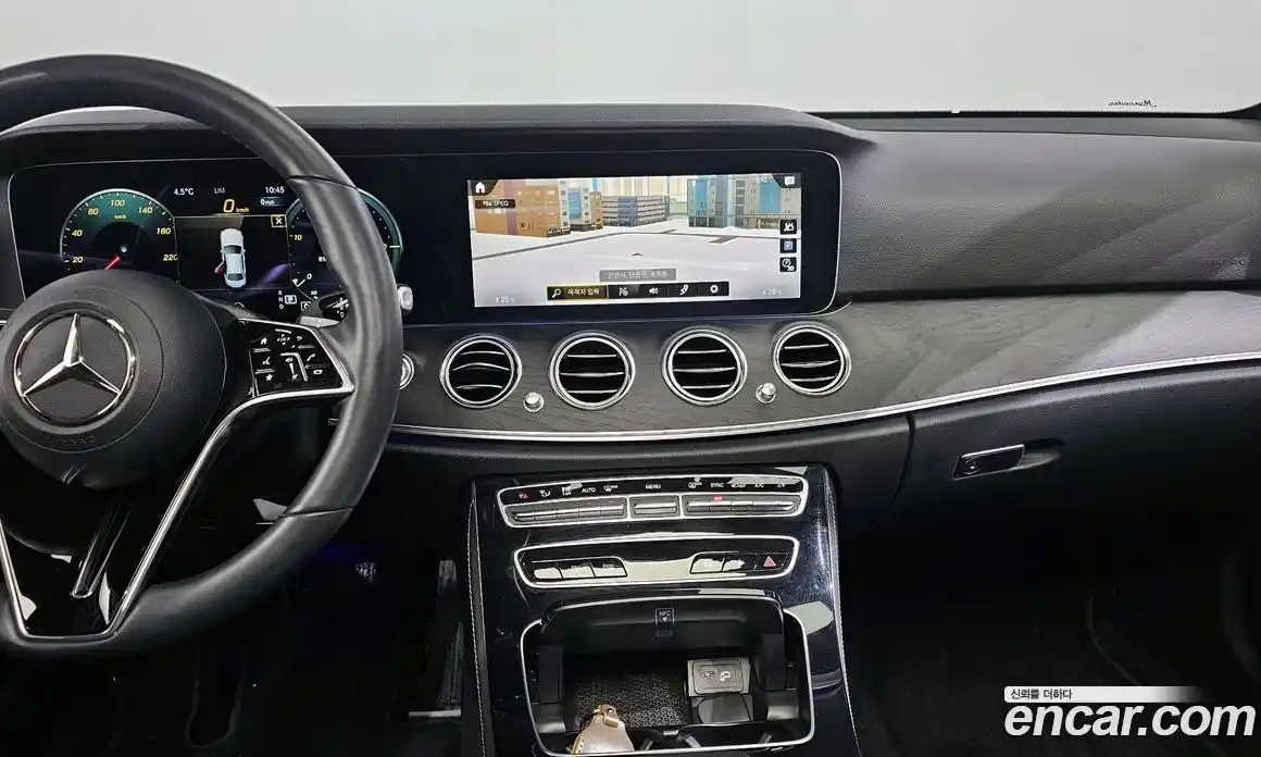 Mercedes-Benz E-Class 2022 2.0 Автомат в Москве № 223121, фото 19