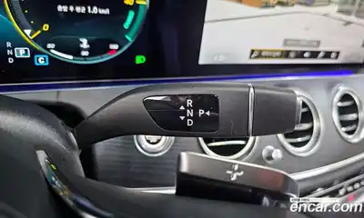 Mercedes-Benz E-Class 2022 2.0 Автомат в Москве № 223121, миниатюра 9