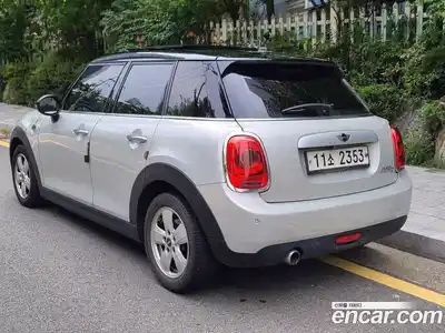 Mini Cooper 2015 1.5 Автомат в Москве № 228334, миниатюра 2