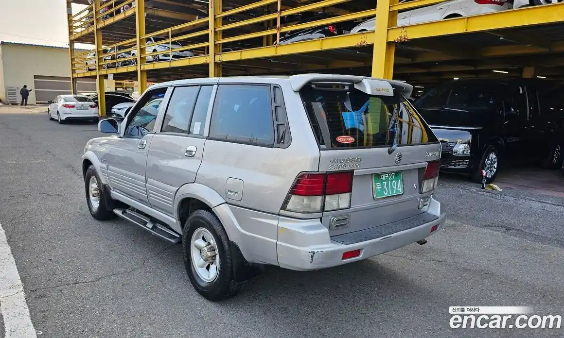SsangYong Musso 1997 2.3 Автомат в Москве № 34056, фото 4