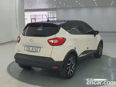 Renault QM3 2015 1.5 Автомат в Москве № 354896, миниатюра 6