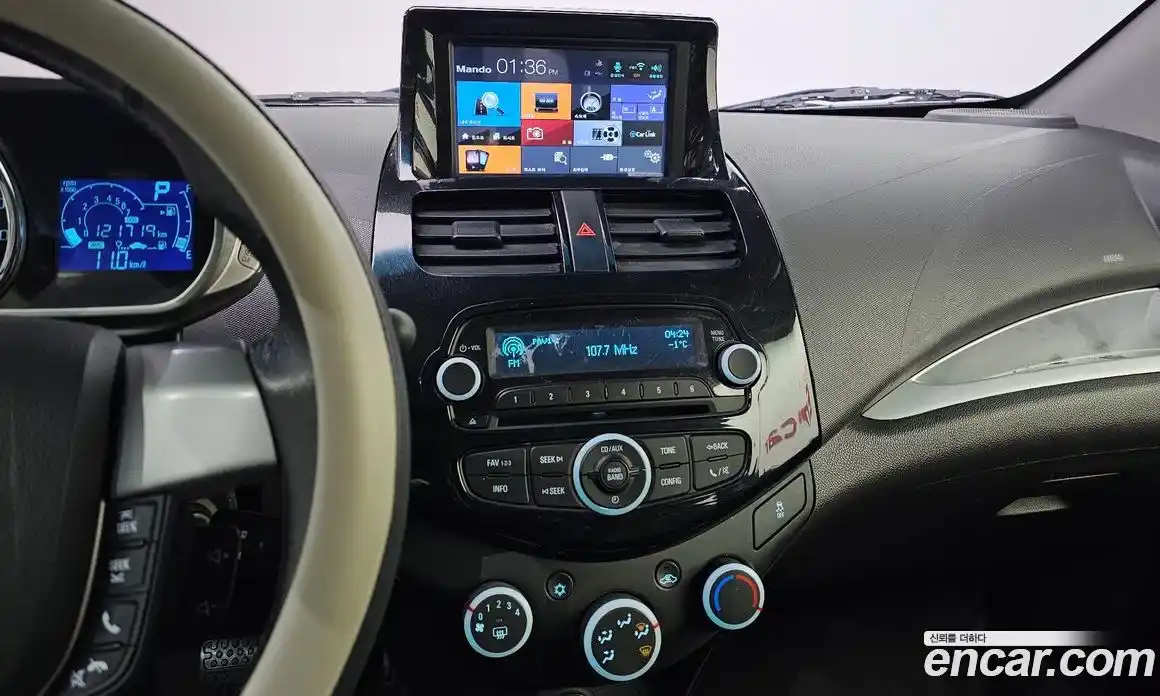 Chevrolet Spark 2015 1.0 Автомат в Москве № 39398, фото 13