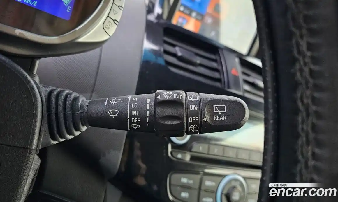 Chevrolet Spark 2015 1.0 Автомат в Москве № 39398, фото 17