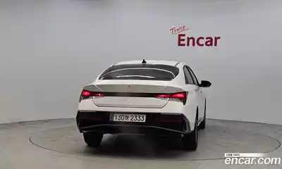 Hyundai Avante 2024 1.6 Автомат в Москве № 42699, миниатюра 4