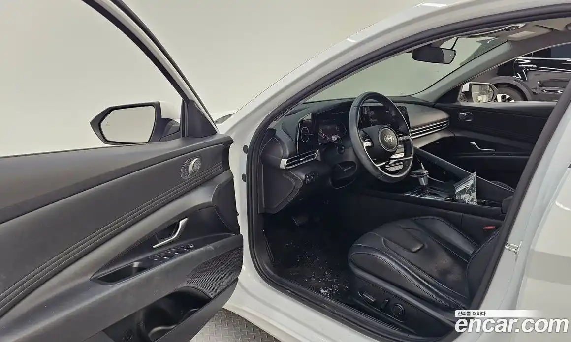 Hyundai Avante 2024 1.6 Автомат в Москве № 42699, фото 10