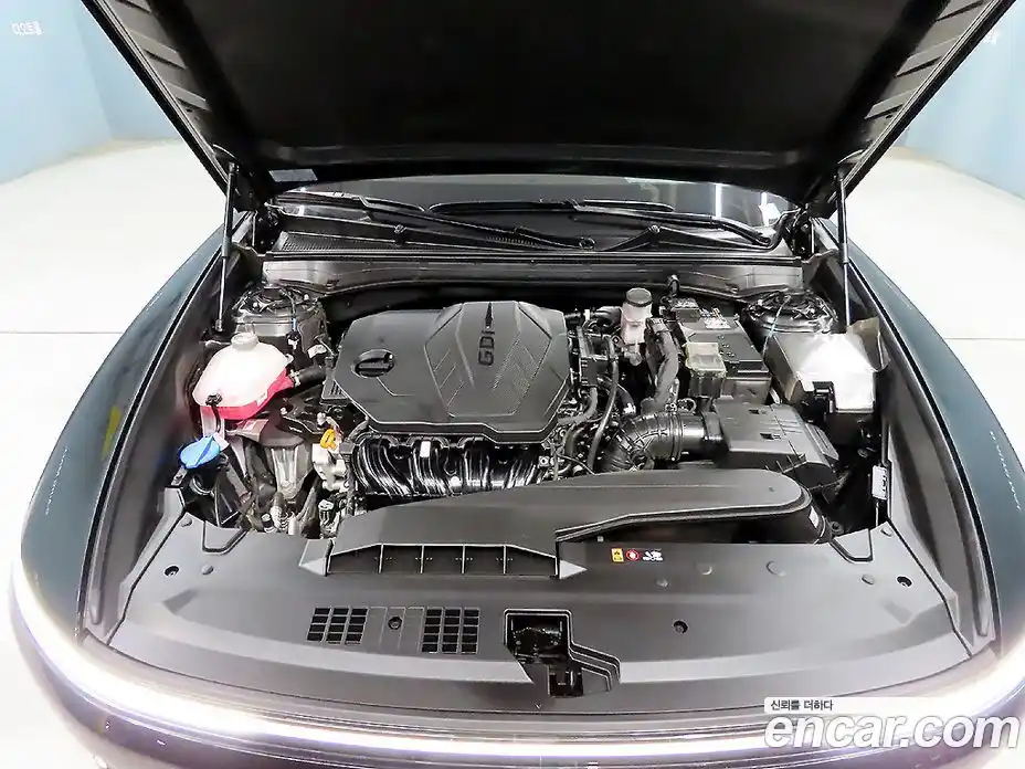 Hyundai Grandeur 2023 2.5 гидро в Москве № 42876, фото 6