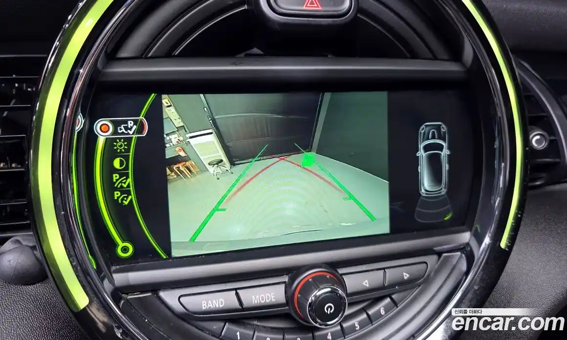 Mini Cooper 2017 1.5 Автомат в Москве № 432116, фото 15