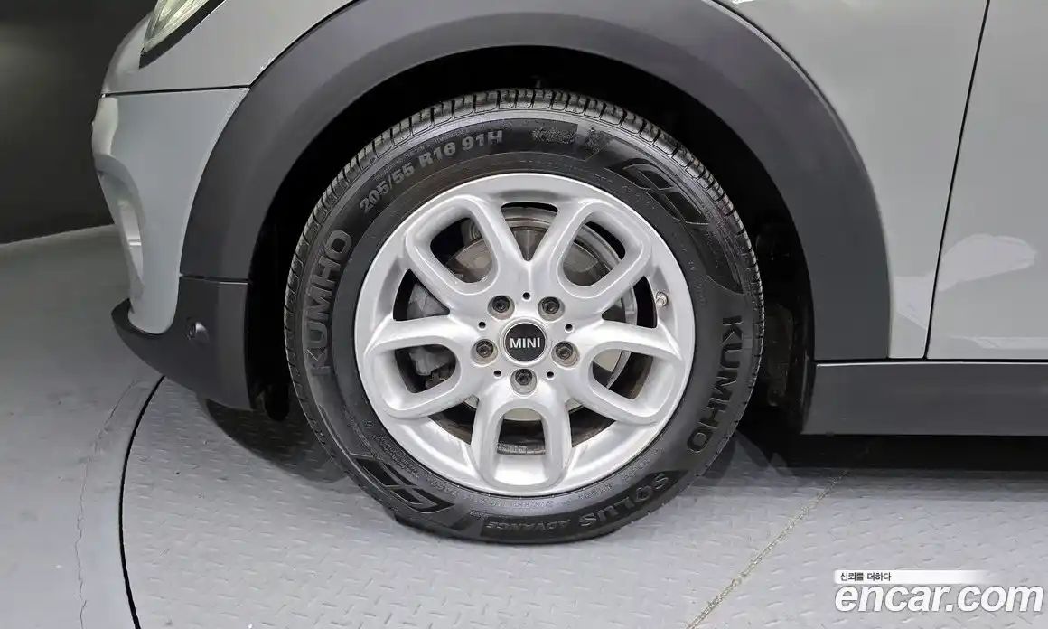 Mini Cooper 2017 1.5 Автомат в Москве № 432116, фото 5