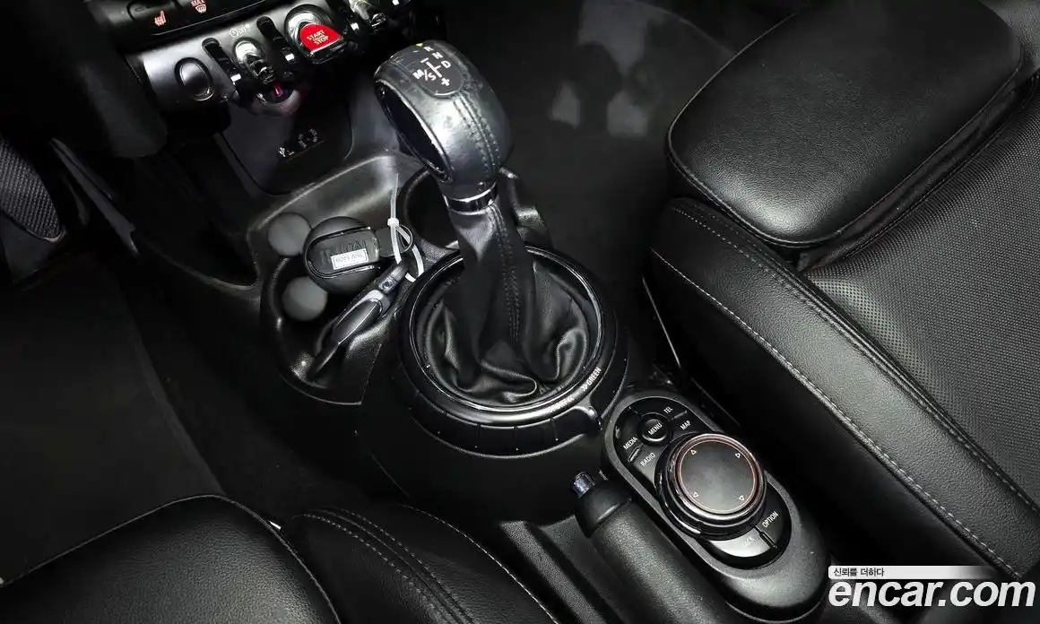 Mini Cooper 2017 1.5 Автомат в Москве № 432116, фото 9