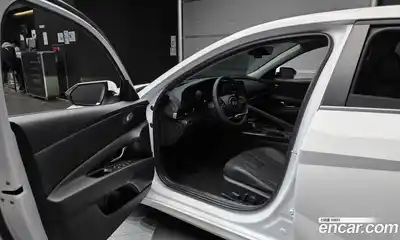 Hyundai Avante 2025 1.6 Автомат в Москве № 44067, миниатюра 11