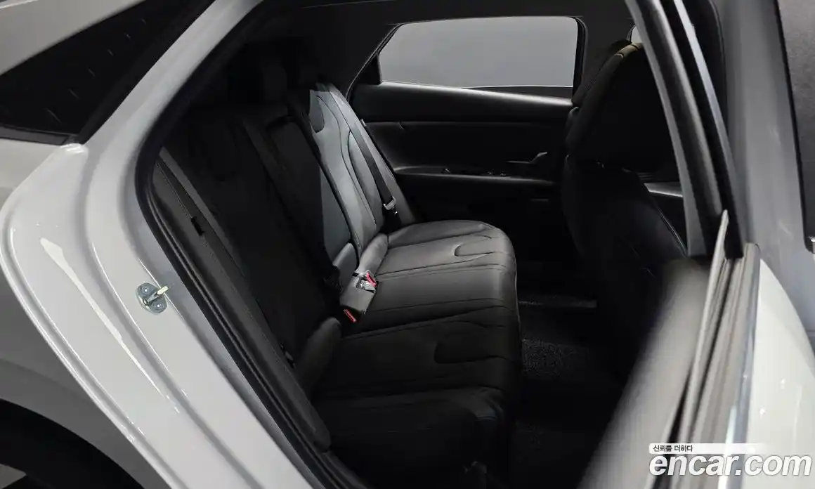 Hyundai Avante 2025 1.6 Автомат в Москве № 44067, фото 12