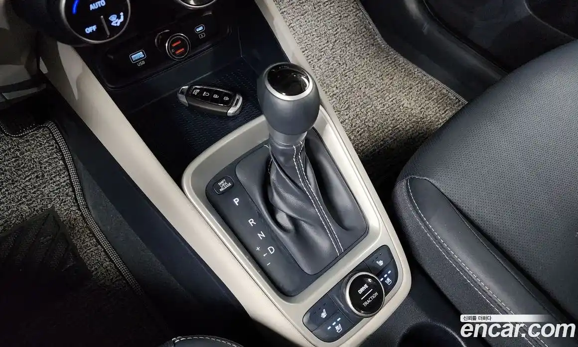 Hyundai Venue 2025 1.6 Автомат в Москве № 49281, фото 9