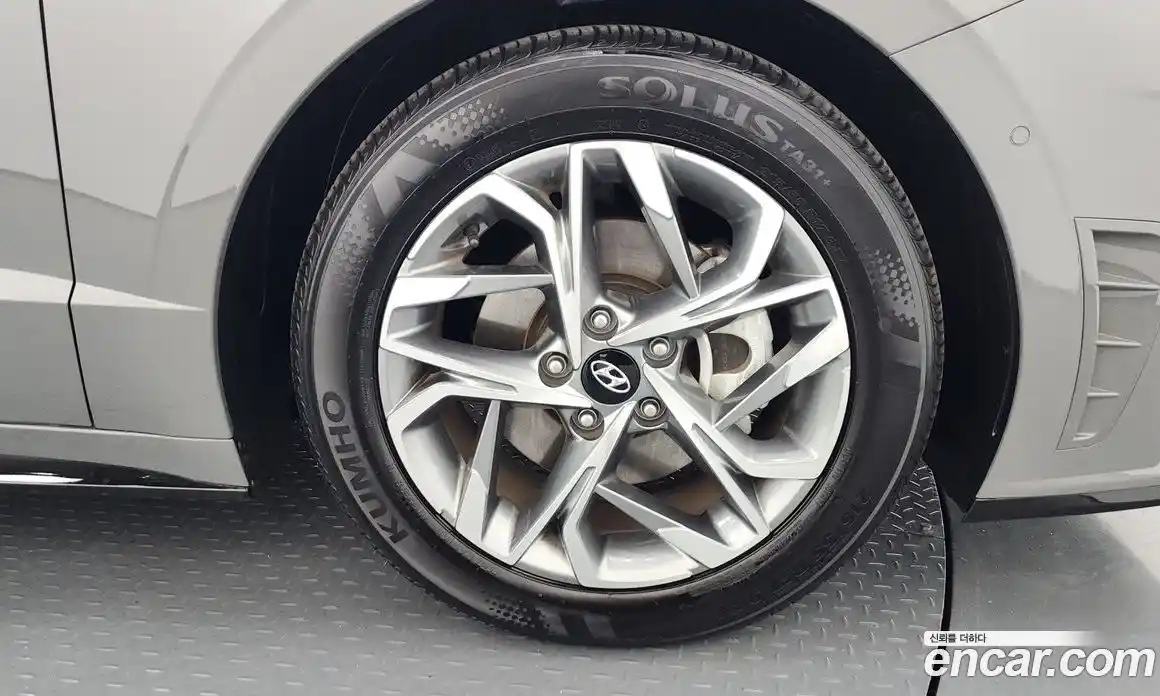 Hyundai Sonata 2022 1.6 Автомат в Москве № 714211, фото 5