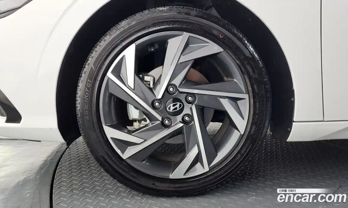 Hyundai Avante 2024 1.6 Автомат в Москве № 714232, фото 4