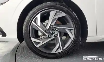 Hyundai Avante 2024 1.6 Автомат в Москве № 714232, миниатюра 4