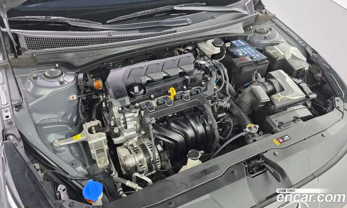 Hyundai Avante 2023 1.6 Автомат в Москве № 714382, фото 6