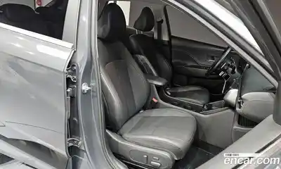 Hyundai Kona 2023 0.2 Автомат в Москве № 714407, миниатюра 12