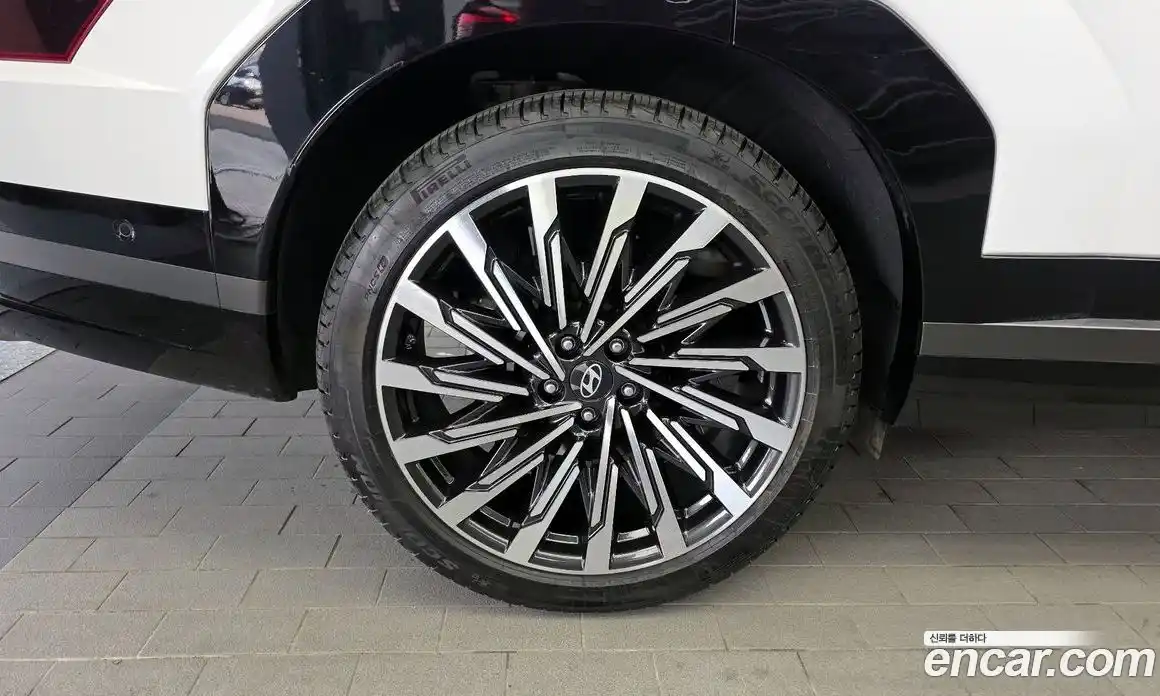 Hyundai Santa Fe 2024 2.5 Автомат в Москве № 714601, фото 5