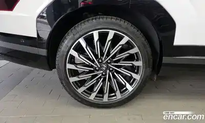 Hyundai Santa Fe 2024 2.5 Автомат в Москве № 714601, миниатюра 5