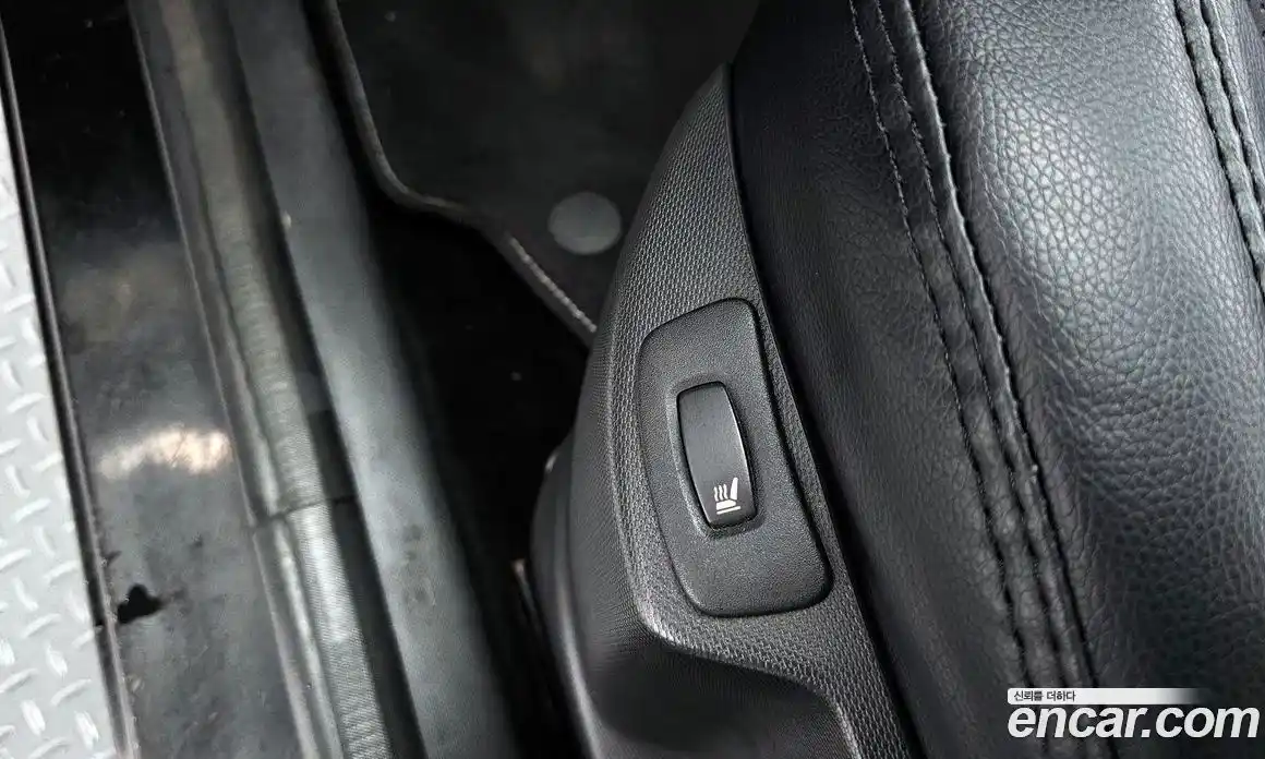 Renault QM3 2015 1.5 Автомат в Москве № 714984, фото 18